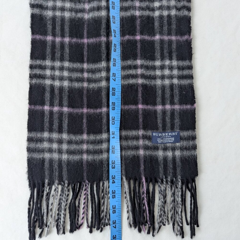 Burberry Nova Plaid Cashmere Scarf Black | Unisex | Luxury Essential | Fast Ship - Picture 5 of 6